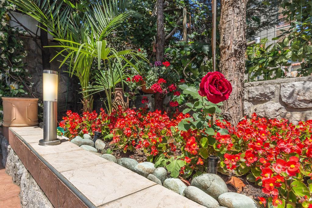 Villa Roses Apartments & Wellness Ičići Zewnętrze zdjęcie
